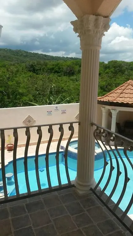 Pinnacle View Estate Micaila Villa مونتيغو باي
